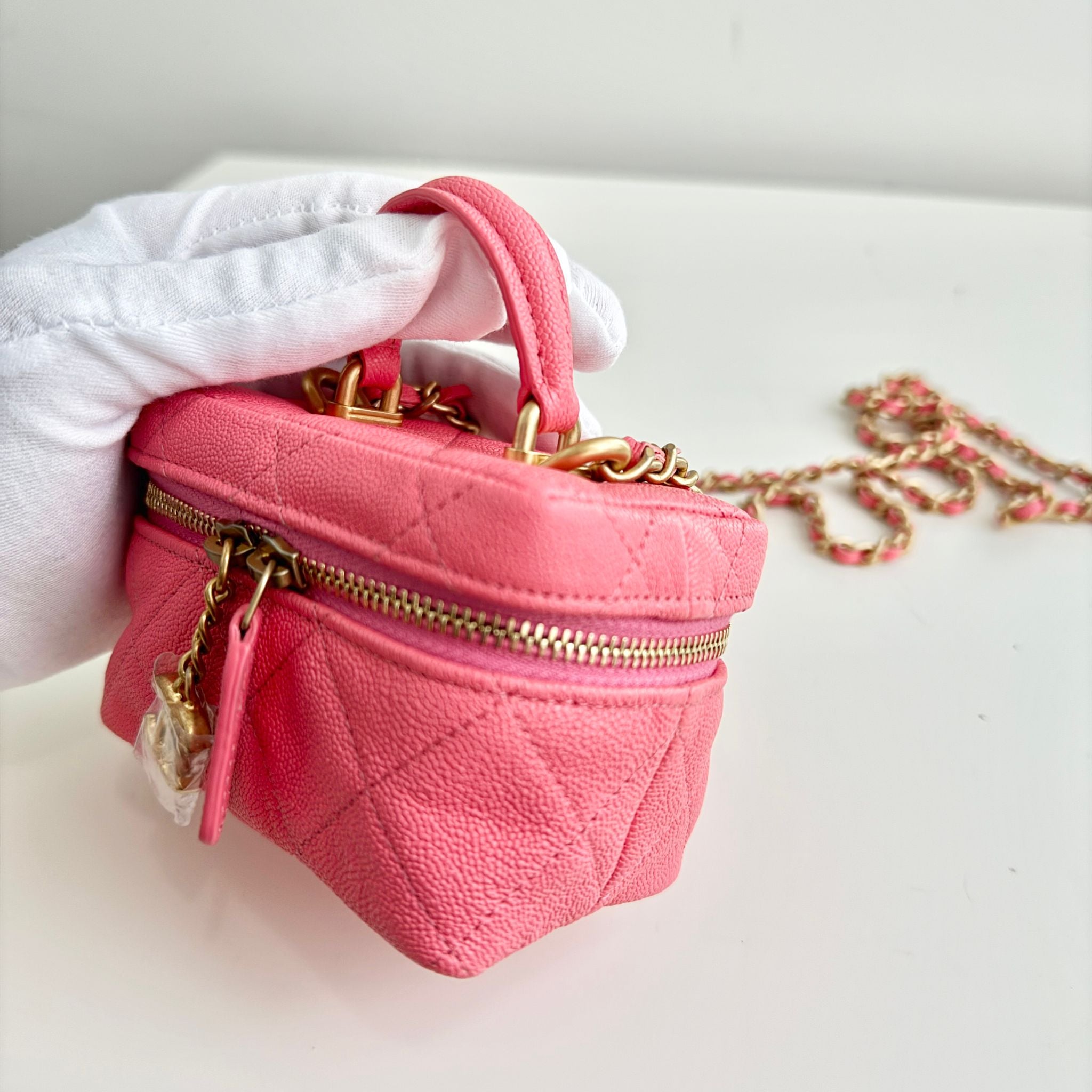 Chanel Micro Vanity Bag Pink Caviar Gold-Tone Hardware