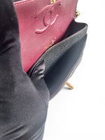 Charger l'image dans la galerie, Chanel Timeless Classic Small Black Caviar Gold-tone Hardware
