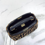 Charger l&#39;image dans la galerie, Fendi peekaboo mini
