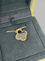 Load image into Gallery viewer, Van Cleef and Arpels VCA Vintage Alhambra 1 Motif Onyx Pendant Yellow Gold
