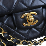 Load image into Gallery viewer, Chanel Vintage Classic Medium
