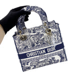 Load image into Gallery viewer, Christian Dior Lady D-Lite Medium
