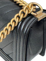 将图片加载到图库查看器，Chanel Leboy Old Medium Black Calfskin Gold-tone Hardware
