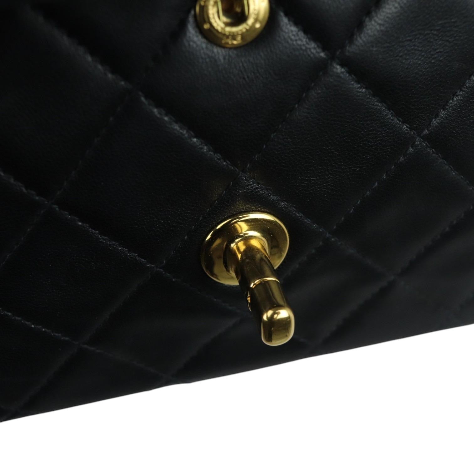 Chanel Timeless Classic Medium - Vintage. Black Diamond Quilted Lambskin, 24kt Gold-plated Hardware