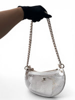 将图片加载到图库查看器，Chanel Half Moon Mesh Bag Ivory Lambskin Gold-tone Hardware
