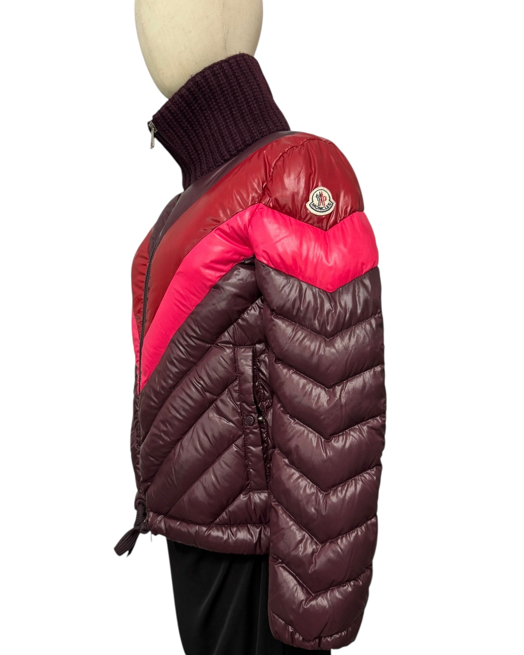 Moncler Albatros Down Jacket Womens Size 4