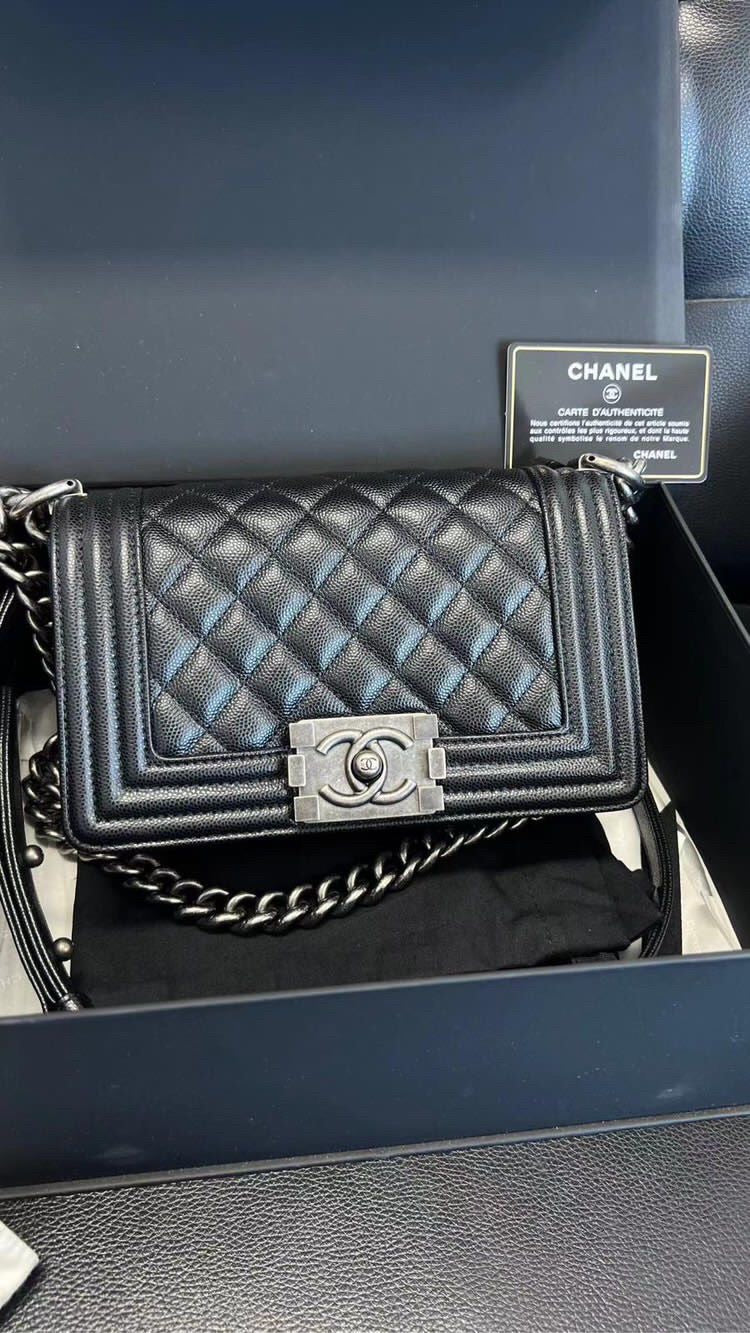 Chanel Leboy Small Quilted Black Caviar / Grained Calfskin, Ruthenium Hardware