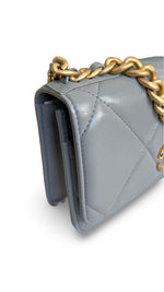 Charger l&#39;image dans la galerie, Chanel 19 Wallet on Chain
