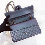 将图片加载到图库查看器，Chanel Timeless Classic Medium M/L 16C Iridescent Purple Rainbow Hardware
