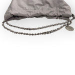 Charger l&#39;image dans la galerie, Chanel 22 Handbag Medium Quilted Dove Grey Calfskin, Silver-tone Hardware
