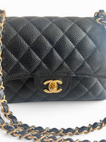 Charger l'image dans la galerie, Chanel Timeless Classic Small Black Caviar Gold-tone Hardware
