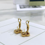 Load image into Gallery viewer, Van Cleef and Arpels Vintage Alhambra 1 Motif Earrings VCA
