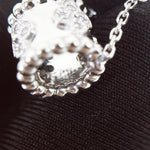 将图片加载到图库查看器，Van Cleef And Arpels Perlee Clovers Diamonds, White Gold Pendant And Necklace
