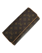 Load image into Gallery viewer, Louis Vuitton Twin Pochette
