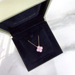 Charger l&#39;image dans la galerie, Van Cleef and Arpels VCA Holiday Pendant, Vintage Alhambra Pink Sevres
