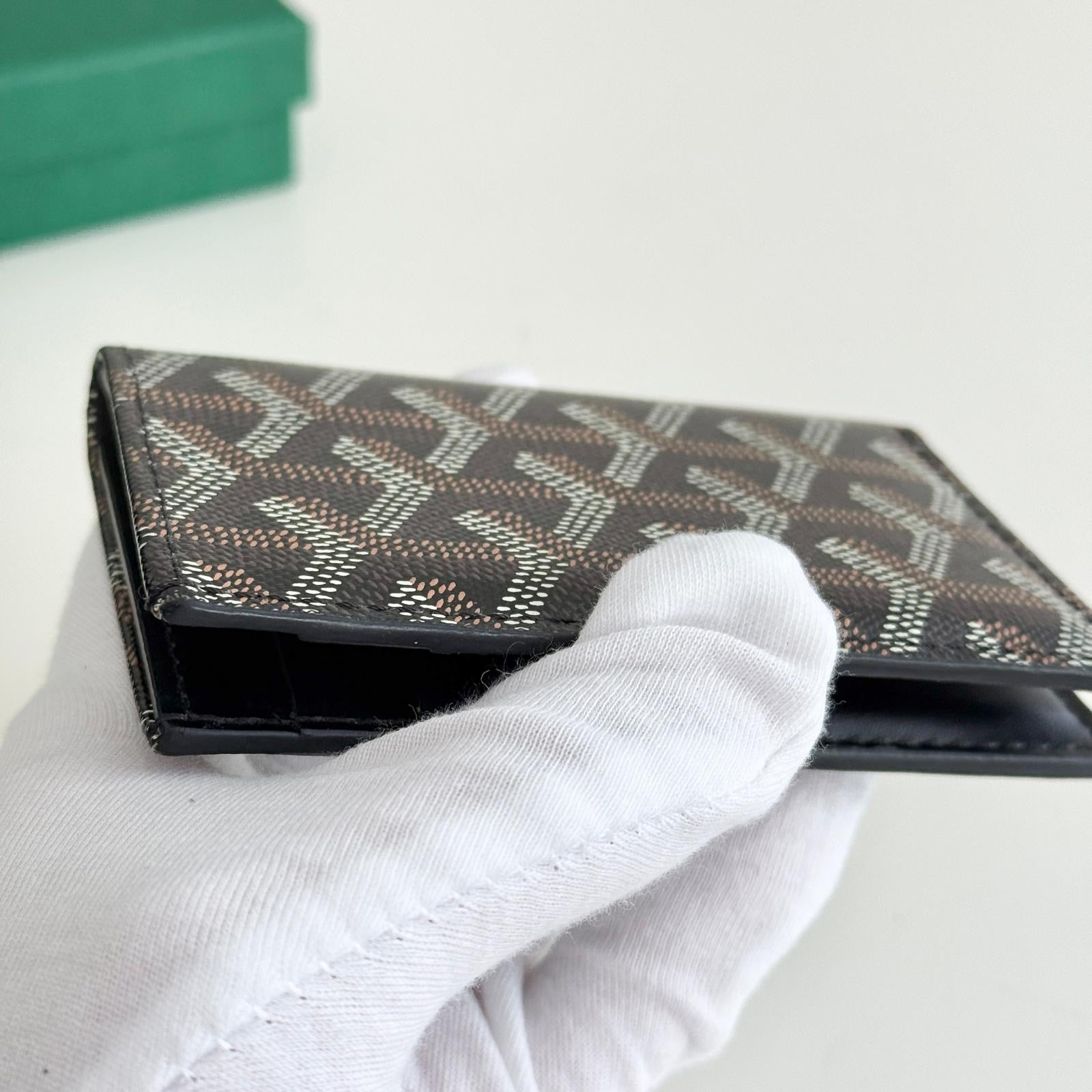 Goyard Saint Pierre Card and Bill Wallet Goyardine Canvass