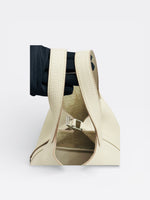 Charger l'image dans la galerie, Hermes Picotin Lock 18 Mini Beton Veau Clemence Palladium Hardware
