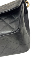 将图片加载到图库查看器，Chanel Timeless Classic Jumbo Black Caviar Gold-tone Hardware
