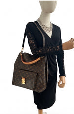 Load image into Gallery viewer, Louis vuitton metis hobo
