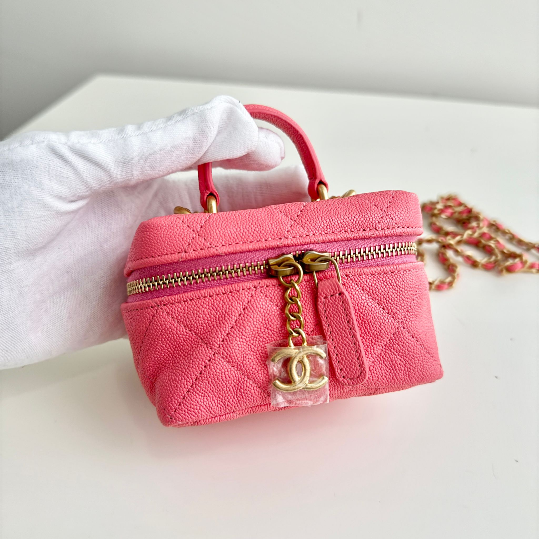 Chanel Micro Vanity Bag Pink Caviar Gold-Tone Hardware