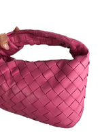 Charger l&#39;image dans la galerie, Bottega Veneta Nappa Intrecciato Jodie Mini Raspberry Pink
