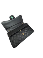 将图片加载到图库查看器，Chanel Timeless Classic Jumbo Black Caviar Gold-tone Hardware
