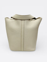 Charger l'image dans la galerie, Hermes Picotin Lock 18 Mini Beton Veau Clemence Palladium Hardware
