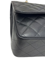 将图片加载到图库查看器，Chanel Timeless Classic Jumbo Black Caviar Gold-tone Hardware
