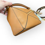 将图片加载到图库查看器，Loewe Puzzle Bag Small Camel Grained Calfskin Gold-tone Hardware
