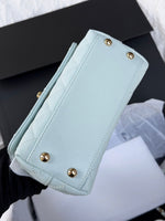 将图片加载到图库查看器，Chanel Coco Handle Mini 21K Blue Caviar Gold-tone Hardware
