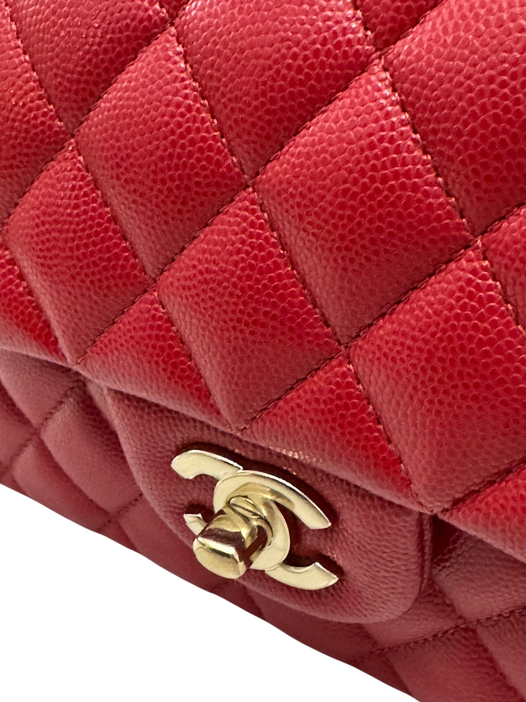 Chanel Timeless Classic Small 19B True Red Caviar Gold-tone Hardware