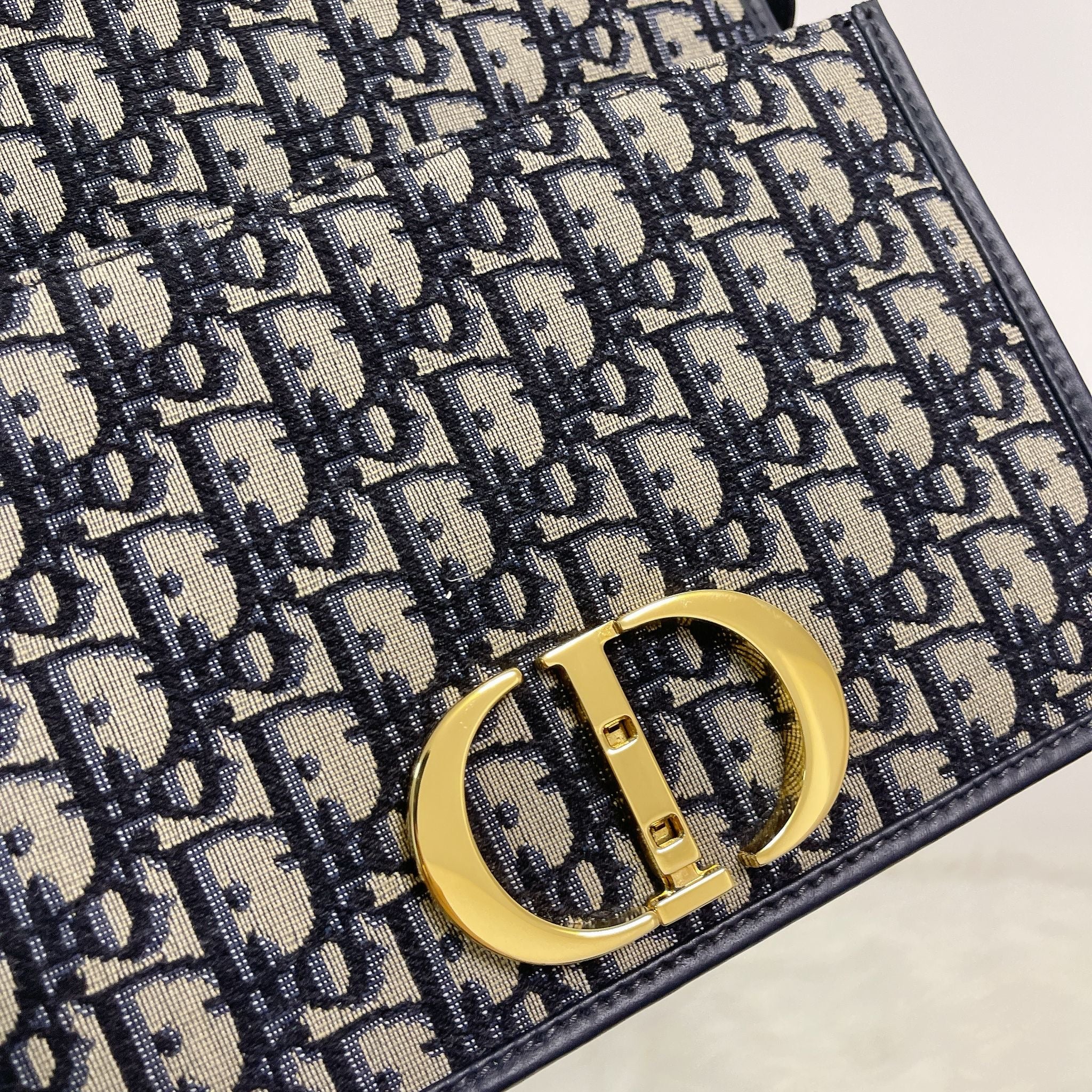 Christian Dior Montaigne 30, Blue Dior Oblique Jacquard Gold-tone Hardware