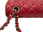 将图片加载到图库查看器，Chanel Timeless Classic Small 19B True Red Caviar Gold-tone Hardware
