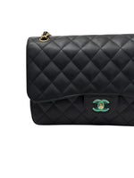将图片加载到图库查看器，Chanel Timeless Classic Jumbo Black Caviar Gold-tone Hardware
