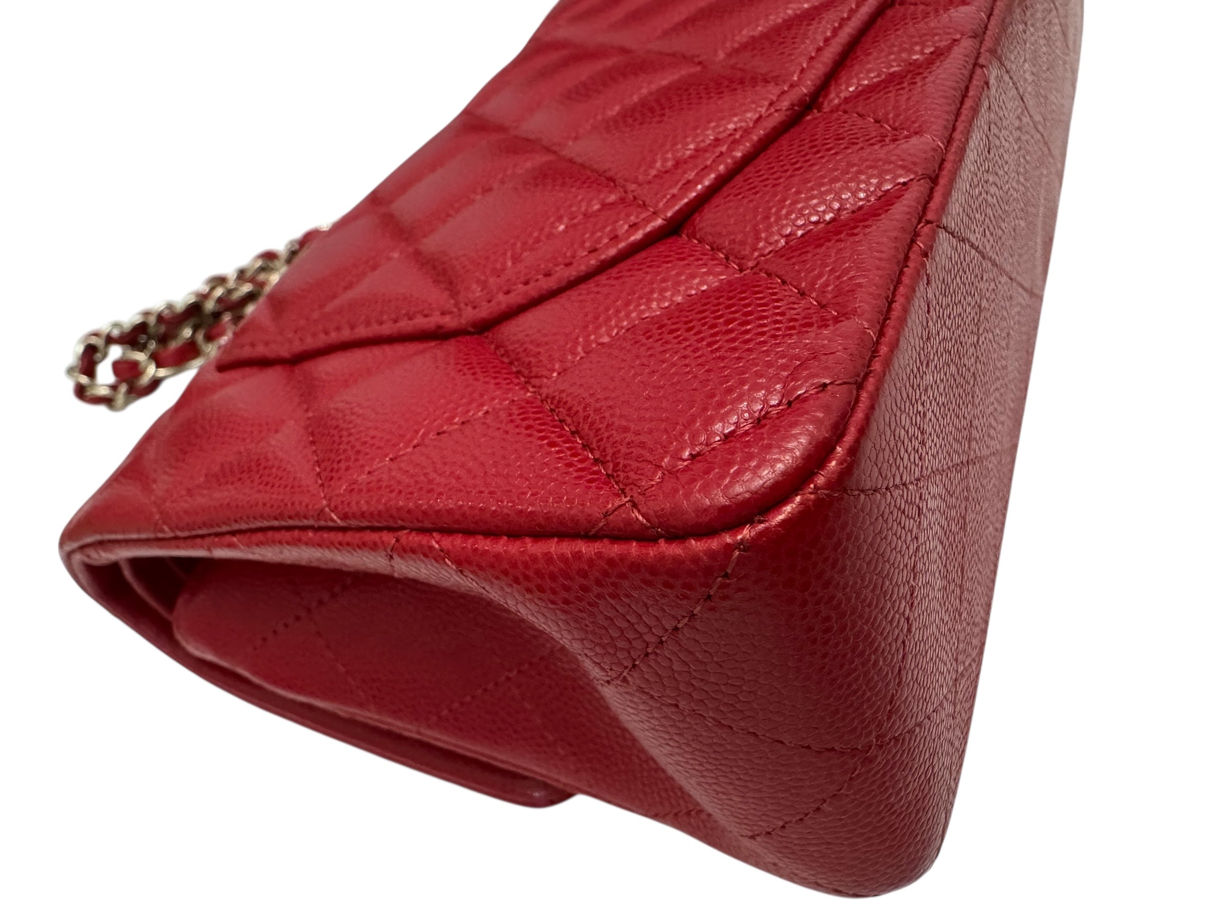 Chanel Timeless Classic Small 19B True Red Caviar Gold-tone Hardware