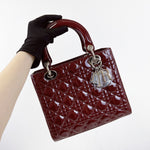 Charger l&#39;image dans la galerie, Christian Dior Lady Dior Medium Bordeaux Patent Silver-tone Hardware
