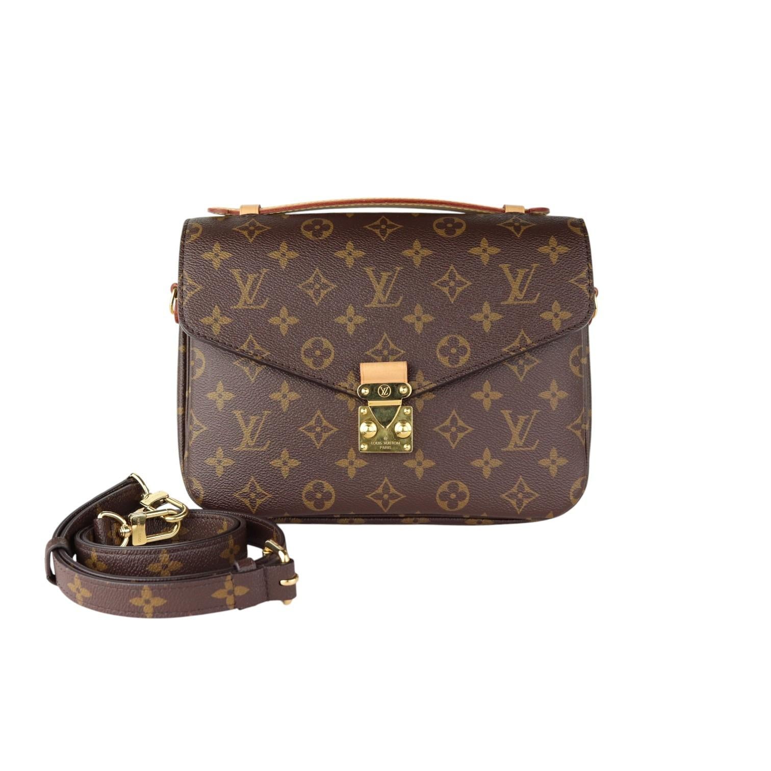 Louis Vuitton Pochette Metis Monogram Canvass, Gold-tone Hardware