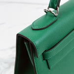 Charger l&#39;image dans la galerie, Hermes Kelly Sellier 32 Vert Vertigo Epsom Palladium Hardware
