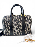 Load image into Gallery viewer, Dior Groove 25 Bag
Blue Dior Oblique Jacquard
