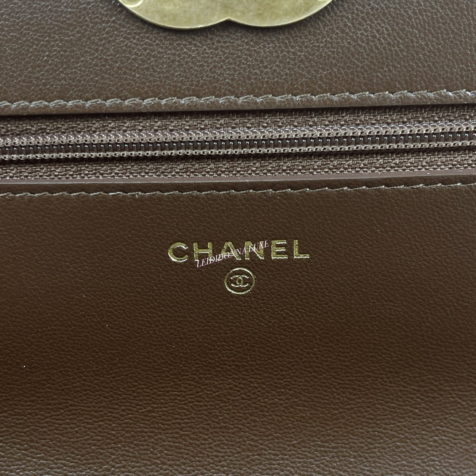 Chanel 19 Wallet on Chain