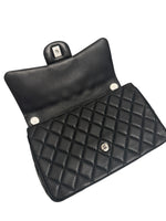将图片加载到图库查看器，Chanel Easy Carry Flap Bag Black Lambskin Silver-tone Hardware
