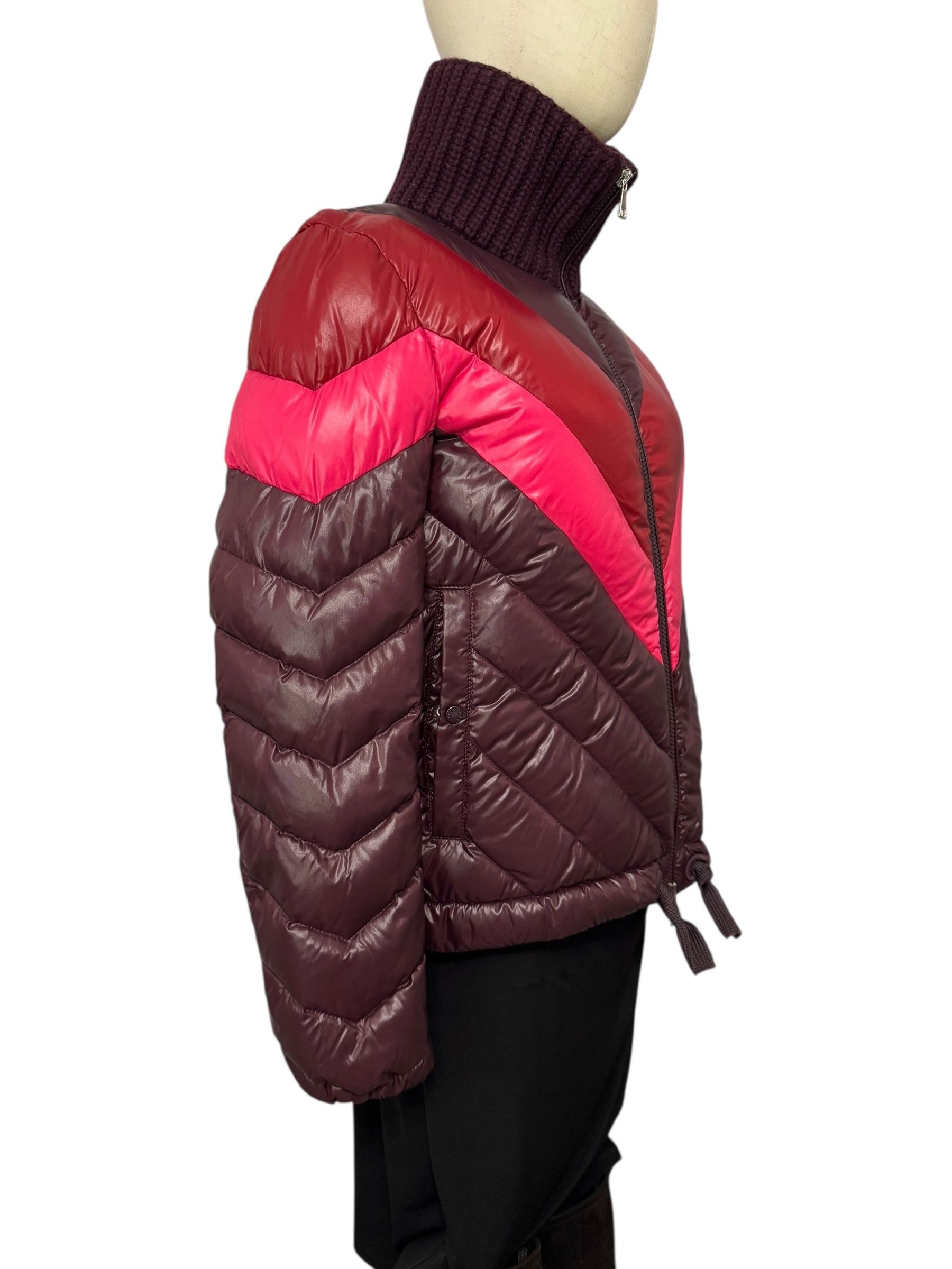 Moncler Albatros Down Jacket Womens Size 4