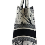 将图片加载到图库查看器，Christian Dior Toile de Jouy Zodiac Book Tote
