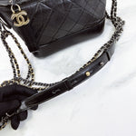 将图片加载到图库查看器，Chanel Gabrielle Small Black Calfskin Mixed Hardware
