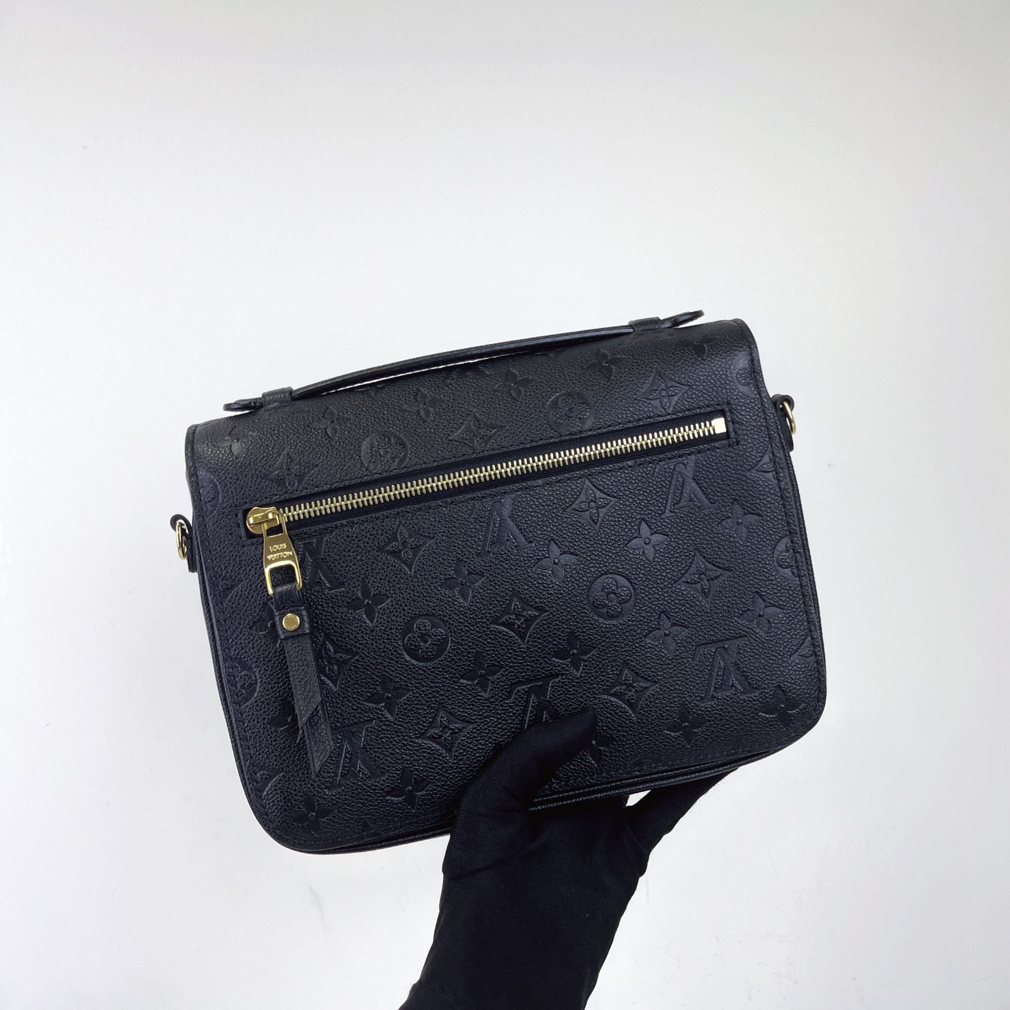 Louis Vuitton Pochette Metis