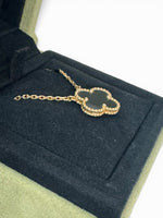 Load image into Gallery viewer, Van Cleef and Arpels VCA Vintage Alhambra 1 Motif Onyx Pendant Yellow Gold
