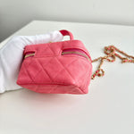 Charger l&#39;image dans la galerie, Chanel Micro Vanity Bag Pink Caviar Gold-Tone Hardware
