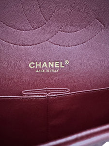 Chanel Timeless Classic Jumbo Burgundy Lambskin Gold-tone Hardware