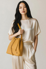 将图片加载到图库查看器，Louis Vuitton Petit Noé Vintage - Saffron, Gold-tone Hardware
