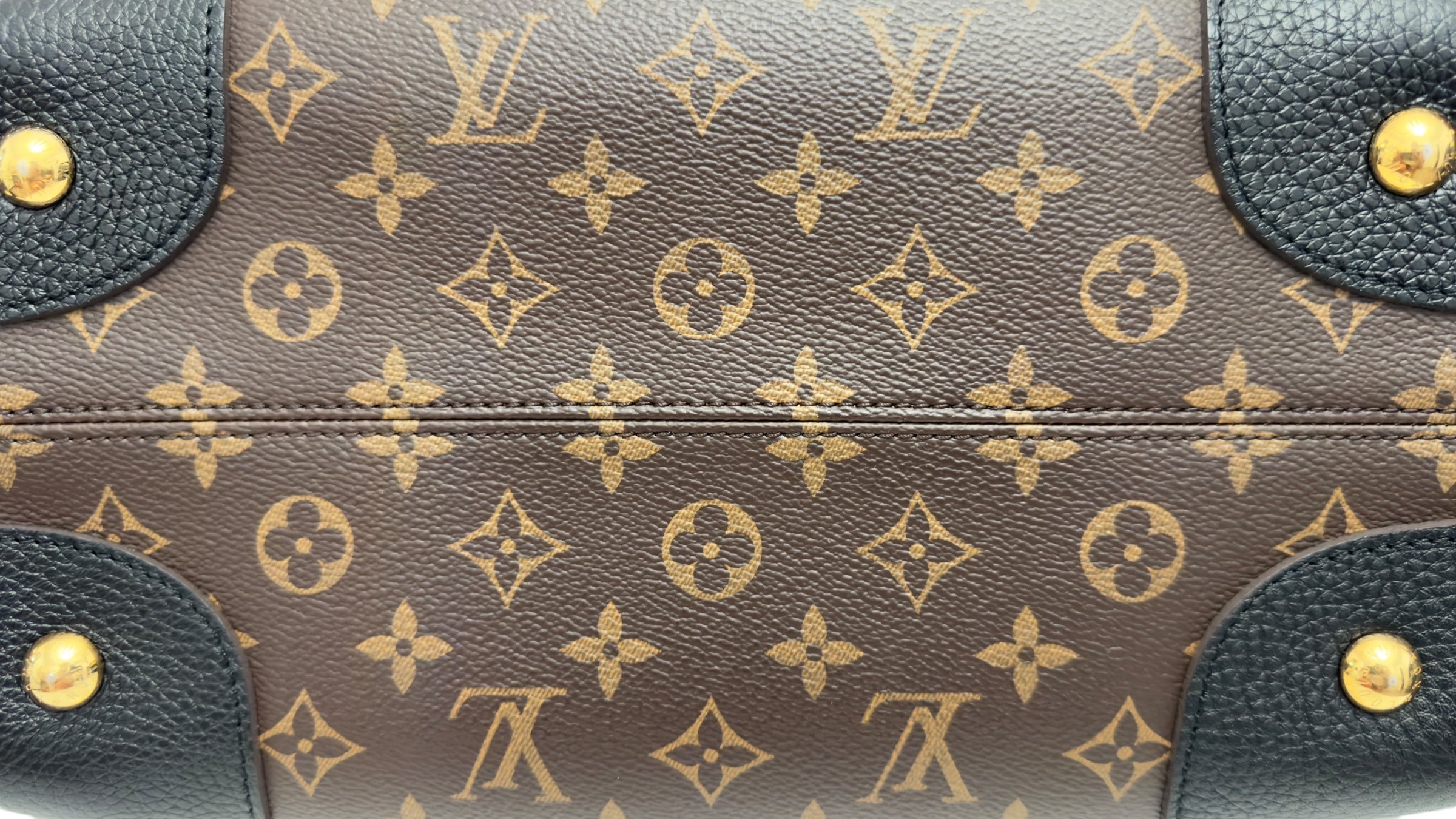 Louis Vuitton Retiro Monogram Noir Gold-tone Hardware